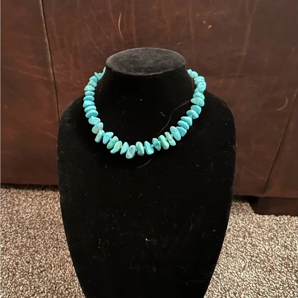 Hand crafted “One of a Kind” Beautiful Blue Turquoise & Sterling Silver Necklace - Picture 2 of 4